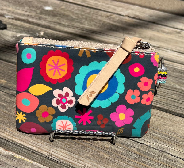 Consuela Pouch Amelie