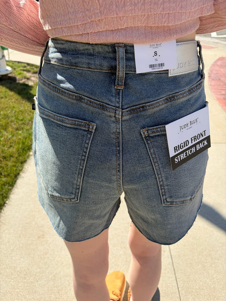 Judy Blue HW R.M. Cut Off Shorts w/ Dome Studs