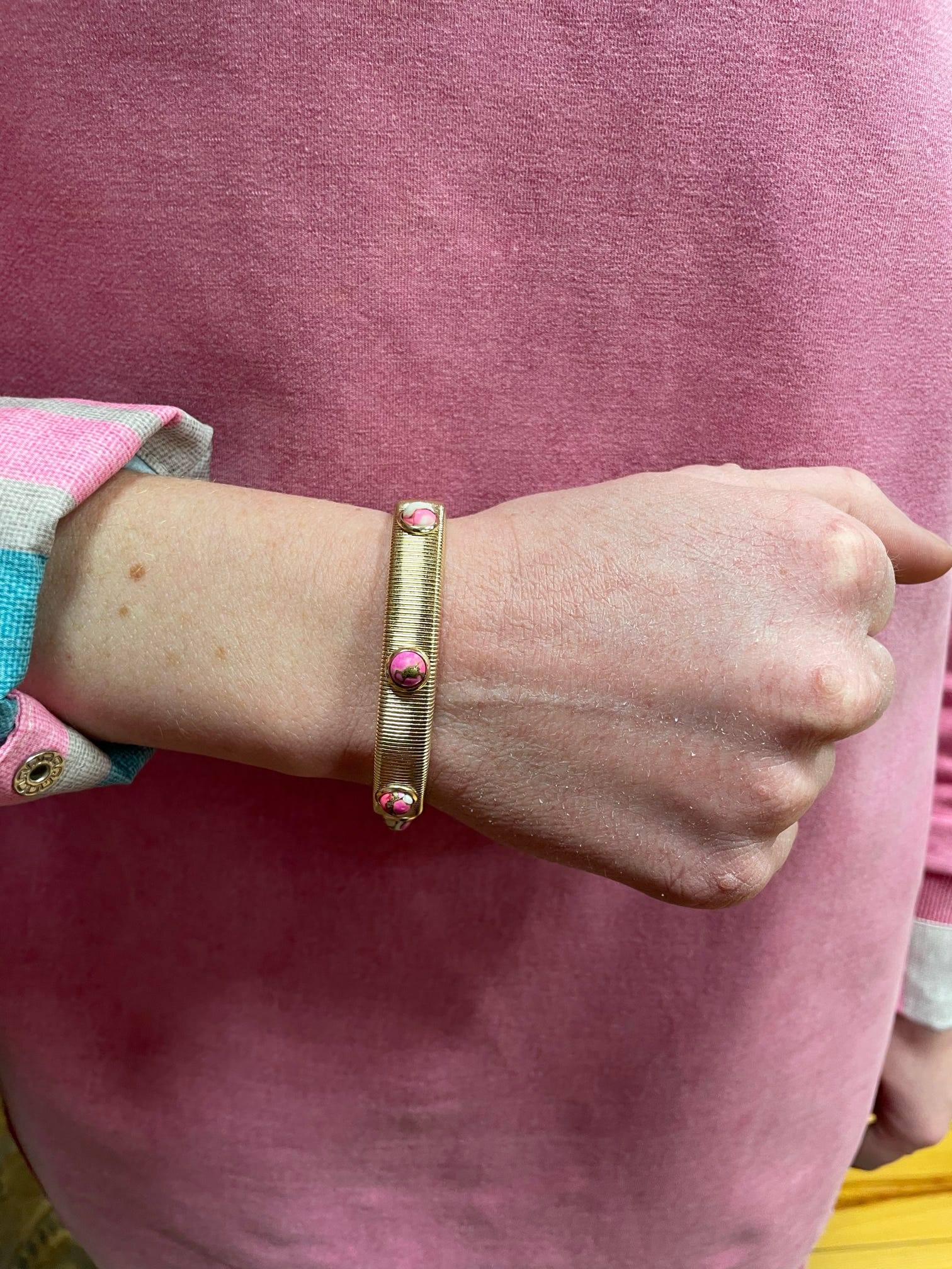 Snake Cuff Pink