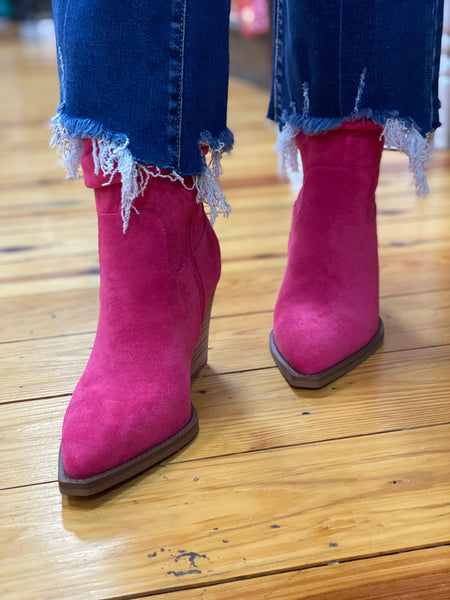 Morocco Hot Pink Suede Boot