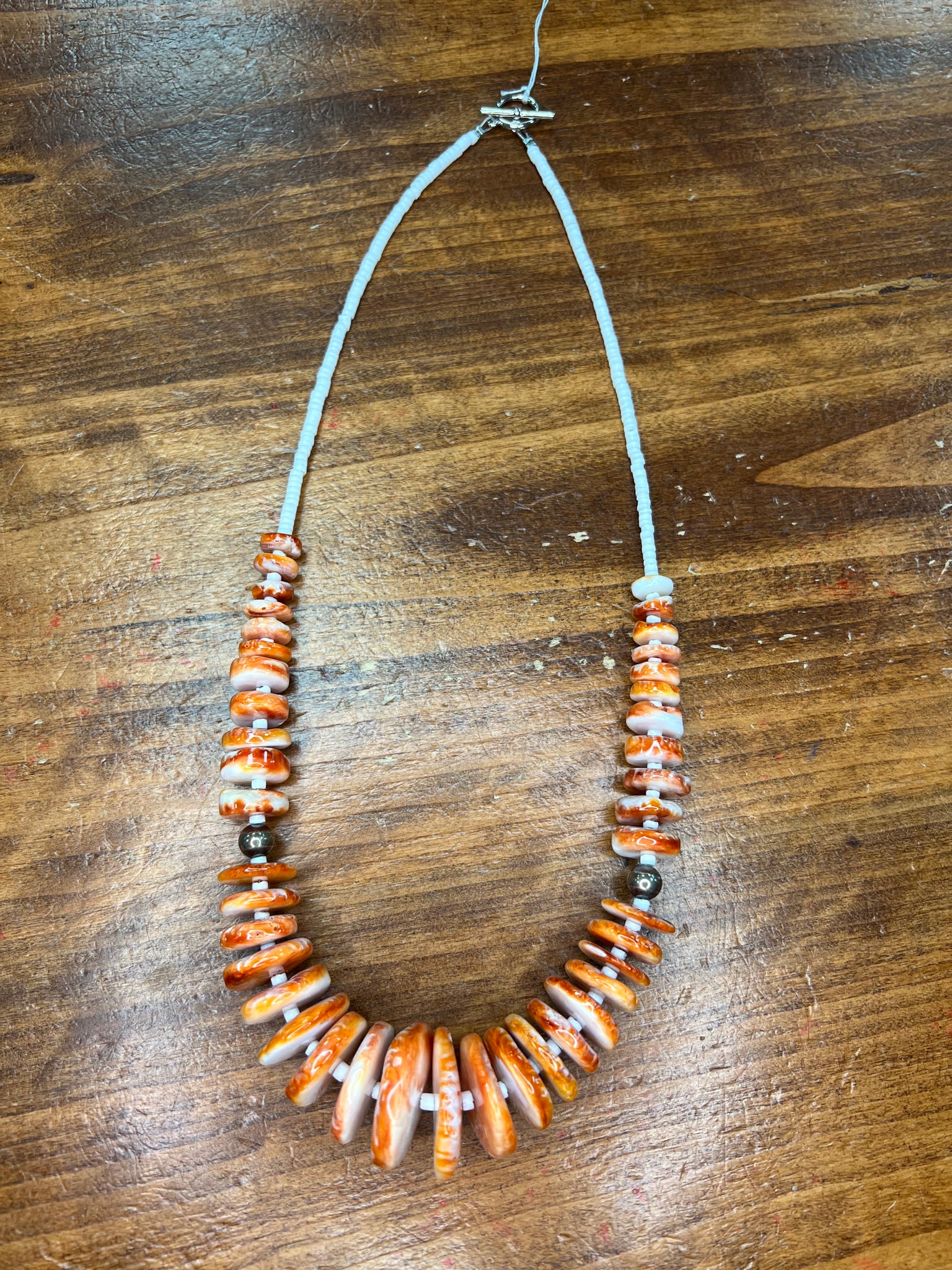 22inch Orange Spiny Graduated & White Shell Necklace