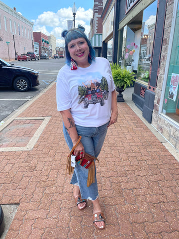 Besties Jeep Tee on White