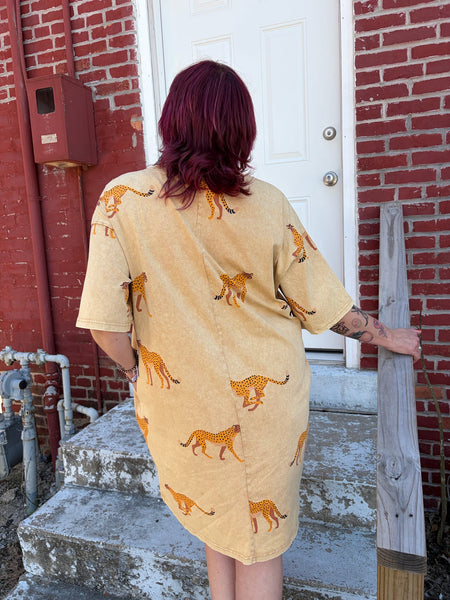 Lt. Camel Short Sleeve Cheetah Print Dress w/ Pockets Plus Size