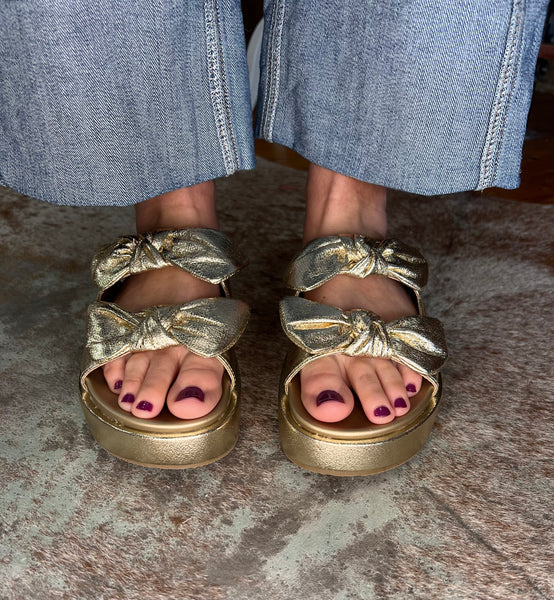 Lil Bit Knotty Gold Crinkle Metallic