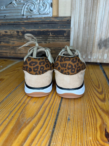 Corkys Run It Back Sneaker Camel