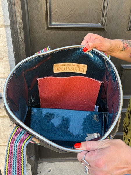 Consuela Classic Tote Ava