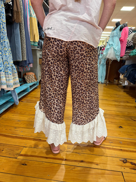 Leopard Print Woven Ruffled Lace Hem Pants w/ Side Pockets