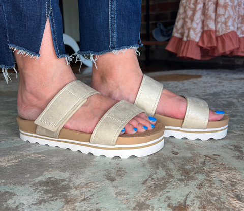 Very G Paislee Platform Sandal