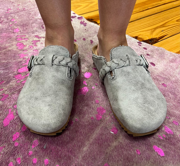 Iris Braided Clog in Grey