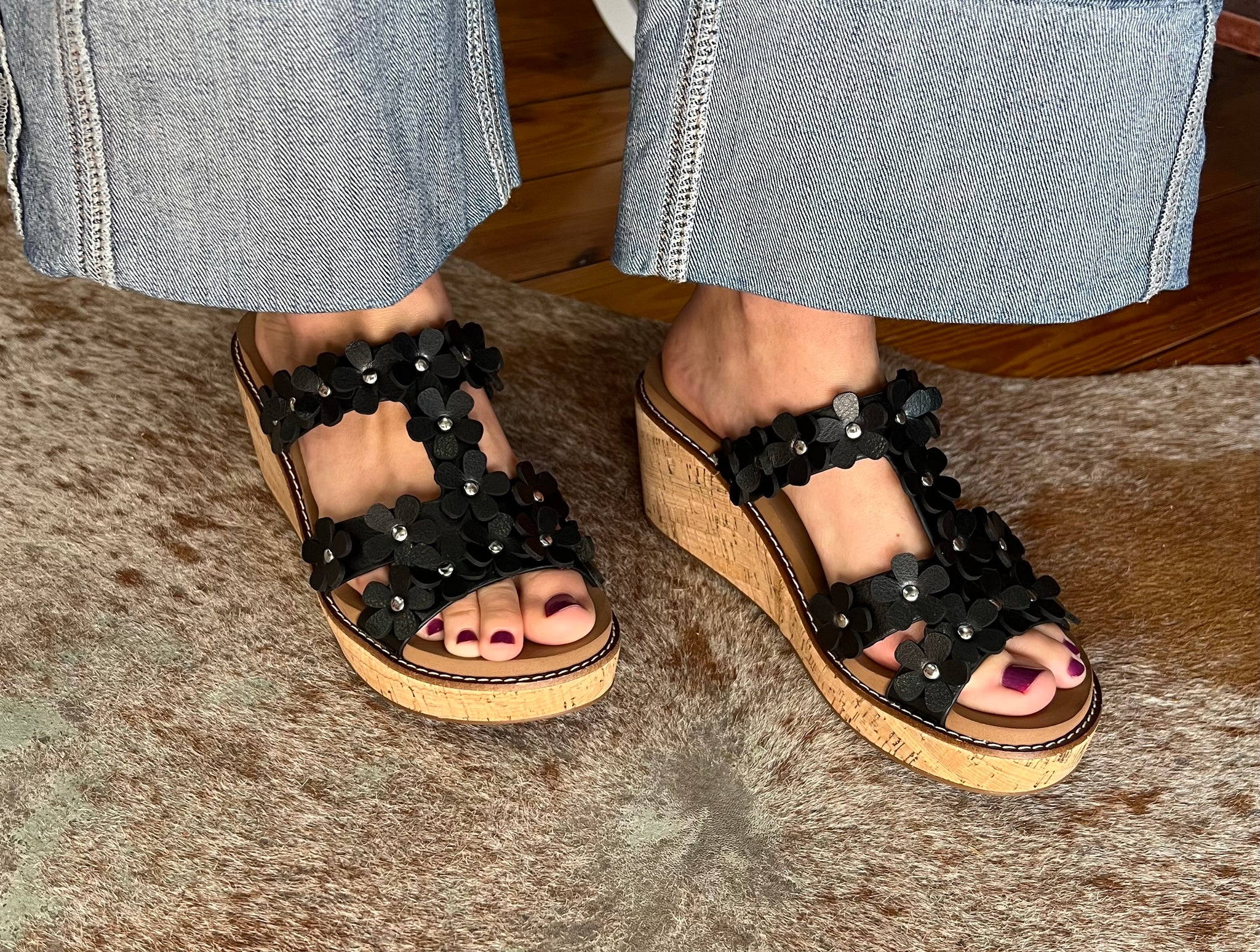 Corkys Mic Drop Wedge Black