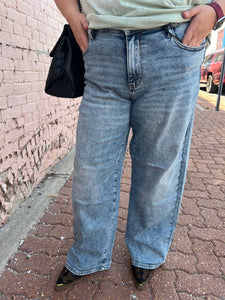 Judy Blue HW Wilhemina Light Vintage Wash Jeans Plus Size