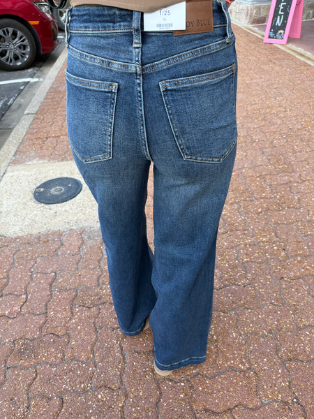 Judy Blue HW Lux Retro Wide w/ Front Patch Tab Closure Dk Retro Fade Indigo Jeans