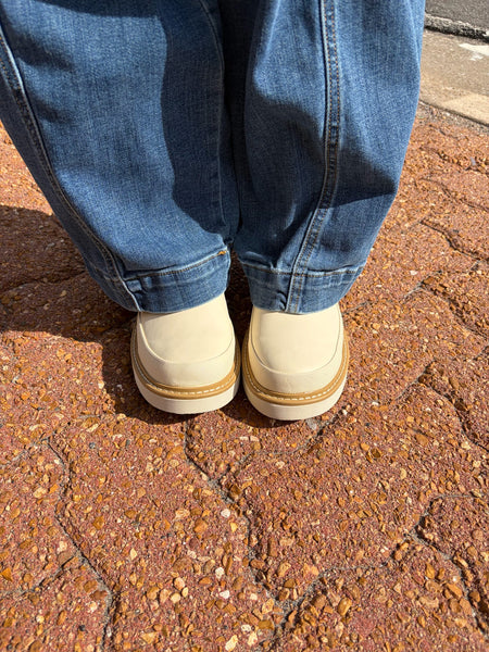 Corkys Make A Splash Boot Ivory