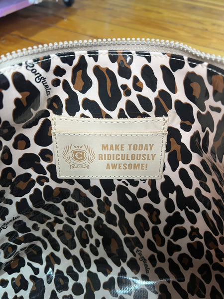 Consueala Downtown Crossbody Everleigh