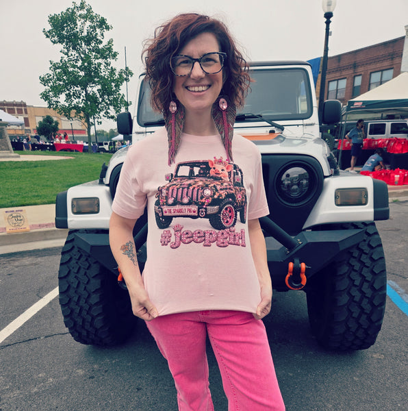 #JeepGirl Tee w/ Pig Driving Jeep