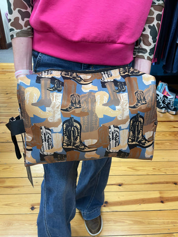 That Traveler Bag Boot Yeah
