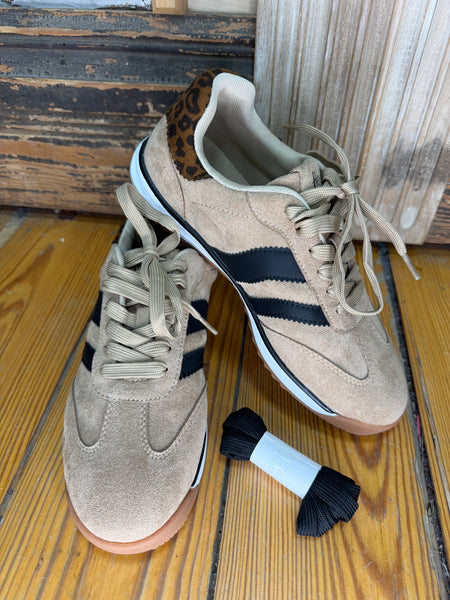 Corkys Run It Back Sneaker Camel