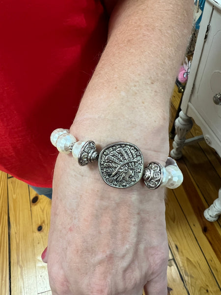 Pearl Bracelet w/ Feather Charm