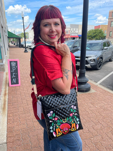 Consuela Tour Crossbody La Reina