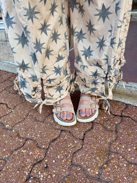 A Rare Bird Starburst Pants One Size