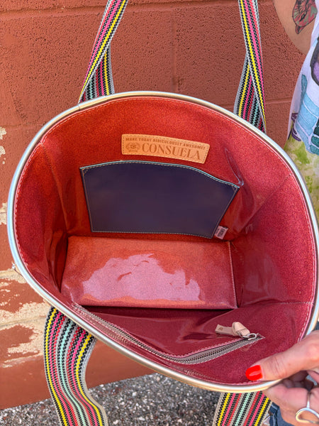 Consuela Classic Tote Bronzer