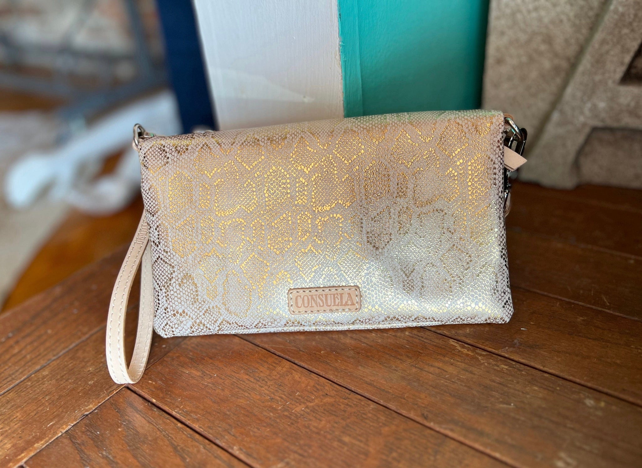 Consuela Uptown Crossbody Gilded The Sparkly Pig
