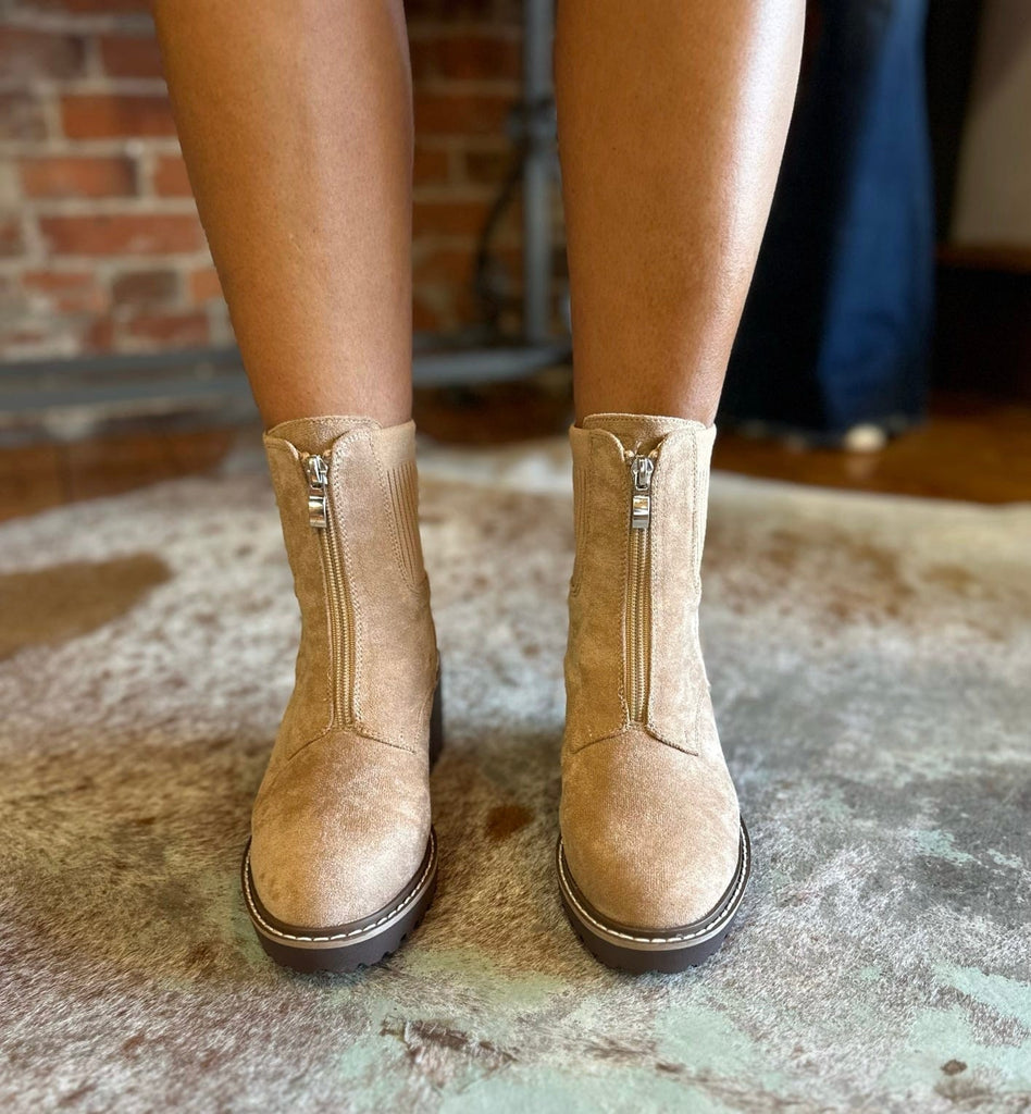 Corkys Boot BOO camel Suede – The Sparkly Pig